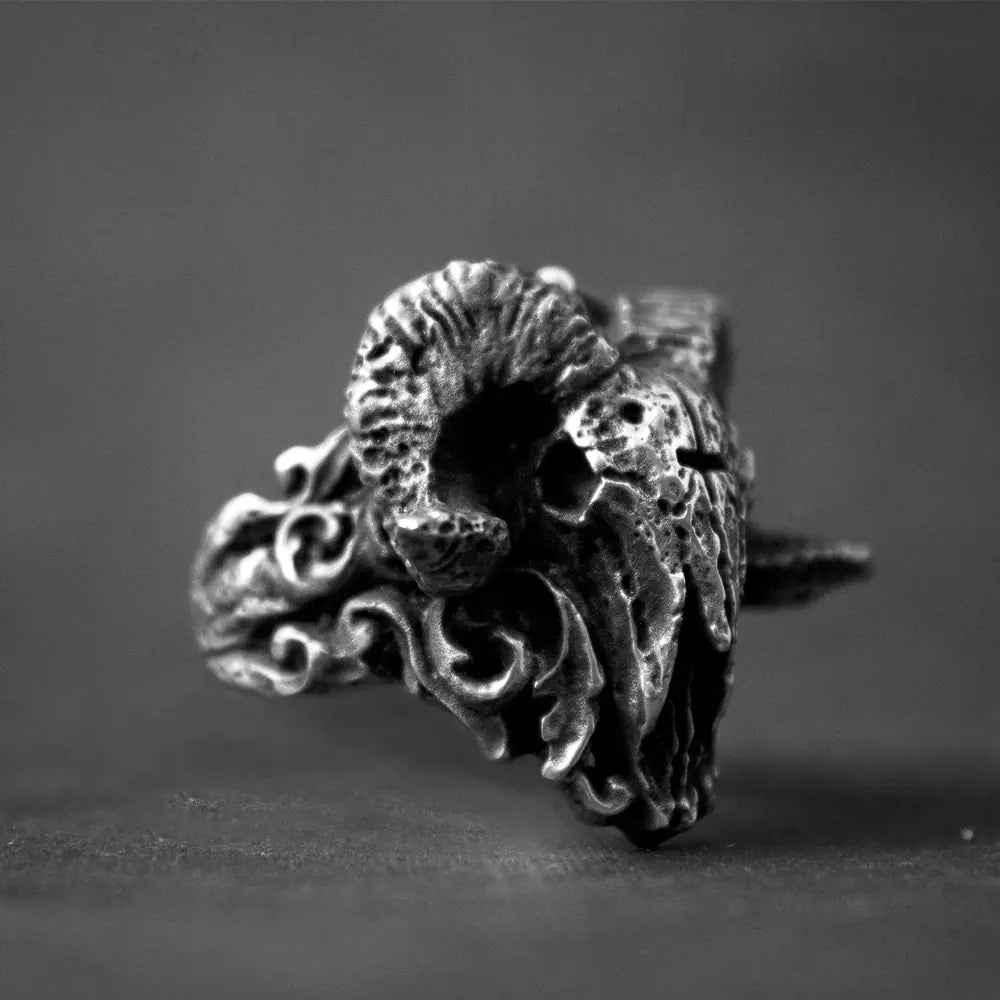 Sorath Skull Ring